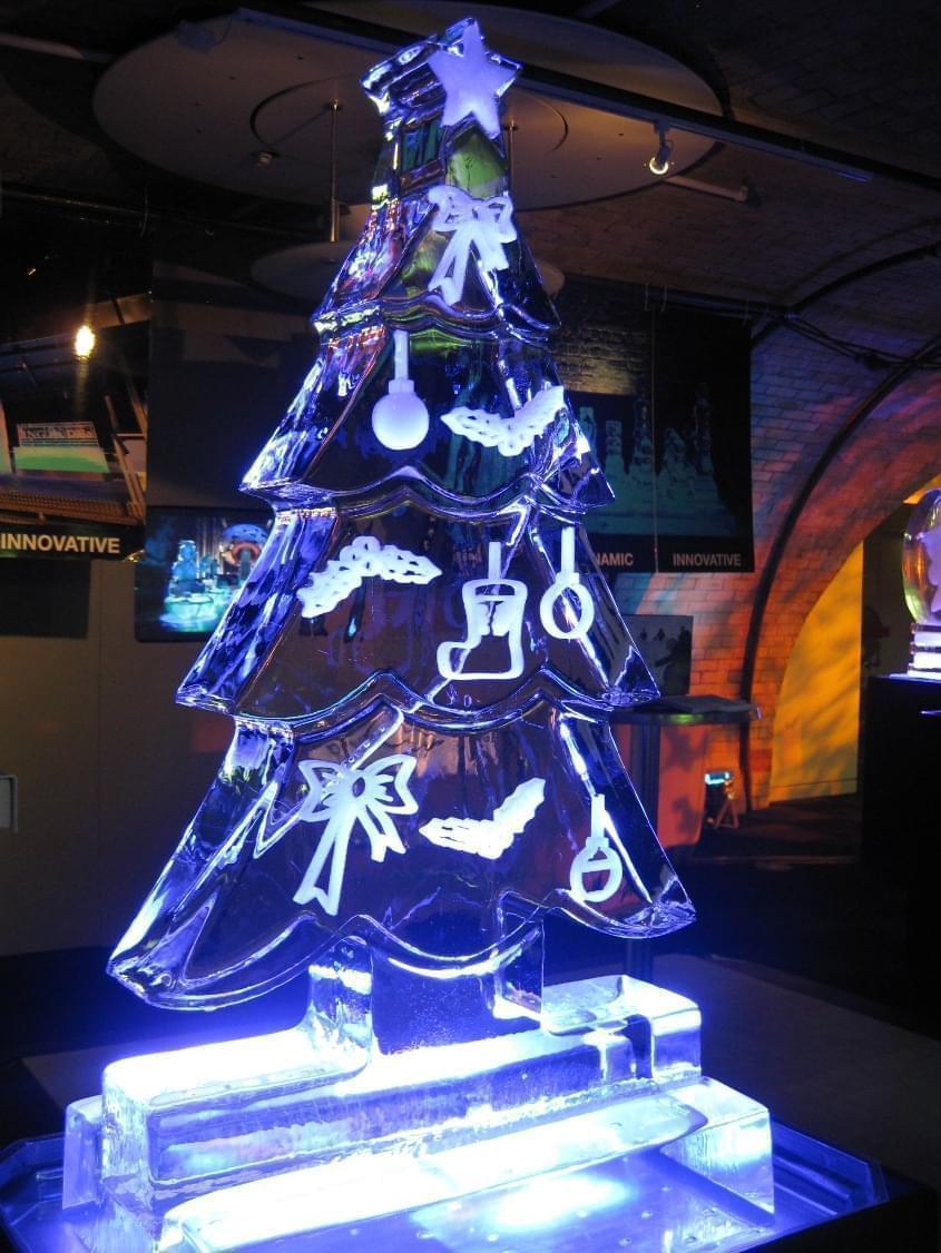 Christmas Tree Luge » Ice Sculptures Gallery » TheIceBox