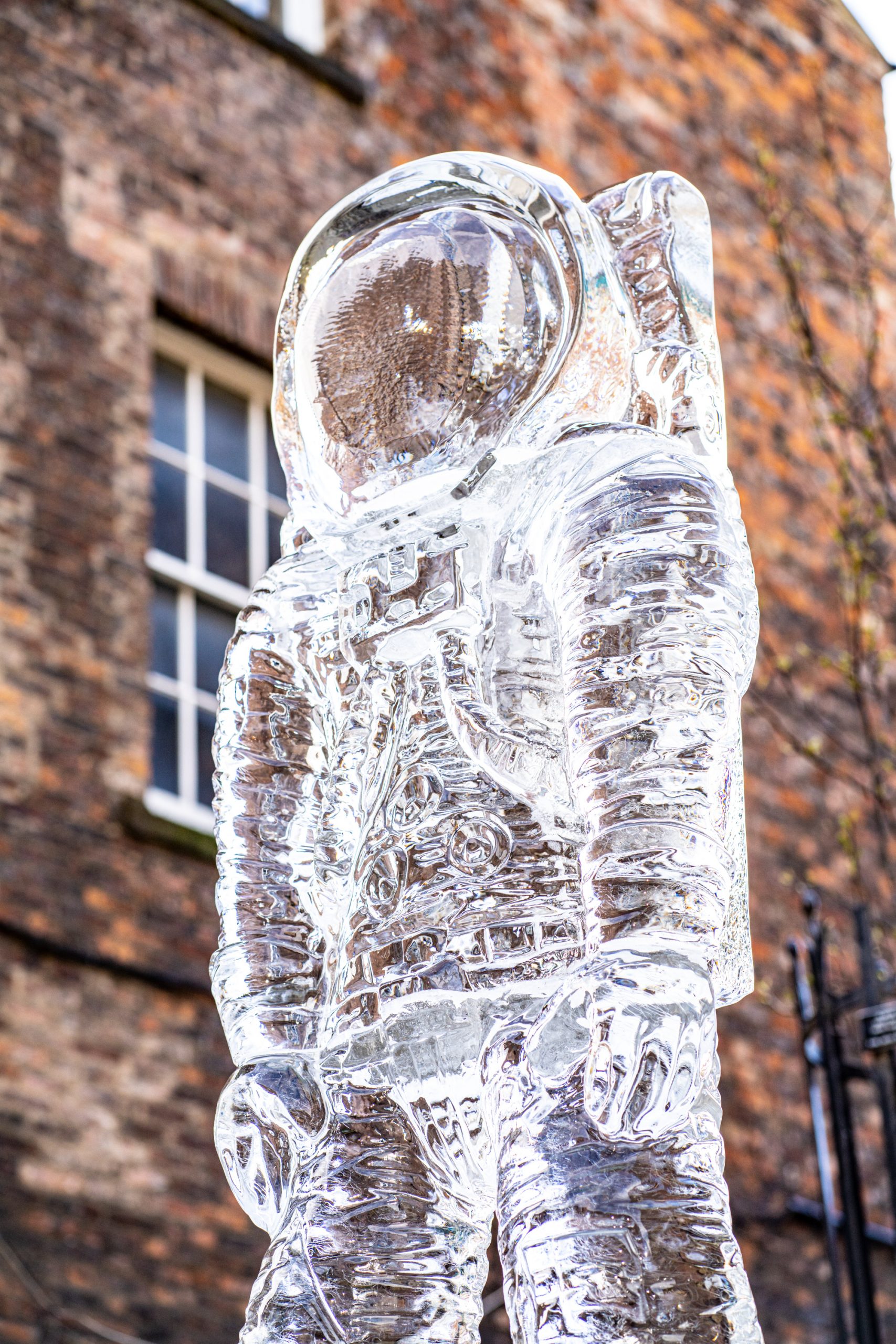 astronaut ice sculpture